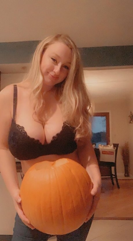 Yillian free pornstar images