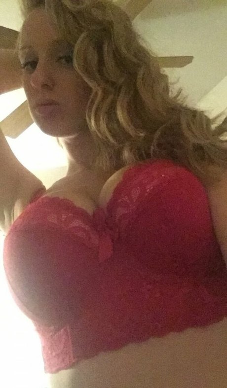 Yillian model best pic