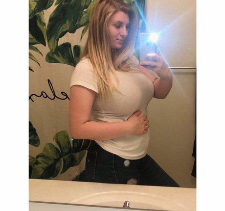 hailey williams22 model erotic pictures