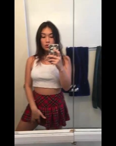 asian mom onlyfans hot sexy pic