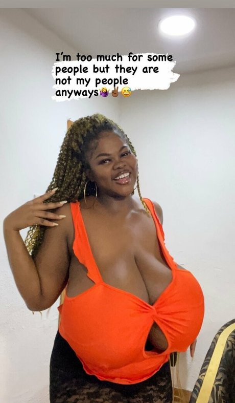 Chioma lovv nude pornstar img