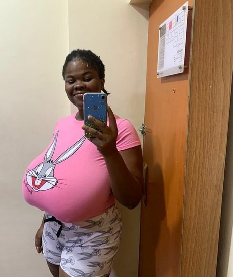 Chioma lovv beautiful actress photos