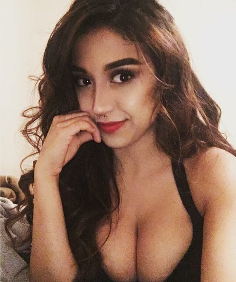 Alexandra Nicole Images