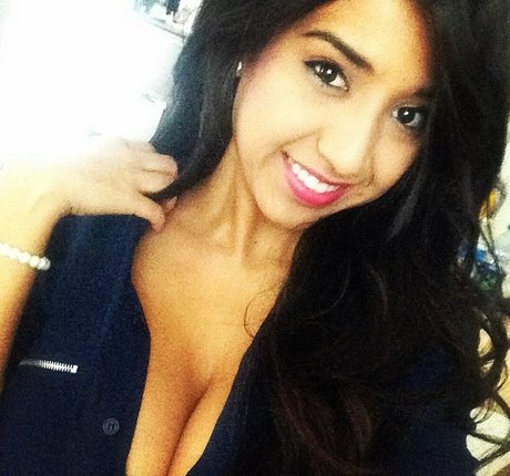 Alexandra Nicole star adult photos