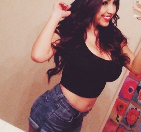 Alexandra Nicole perfect star picture