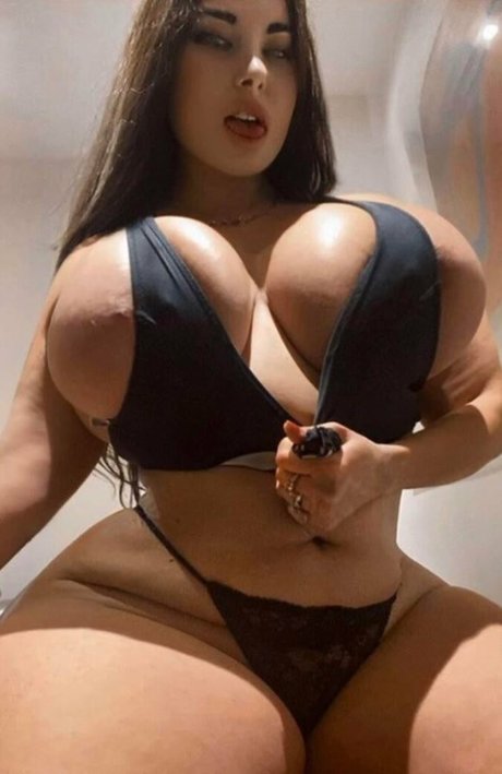 Linda Adams pornstar exclusive archive