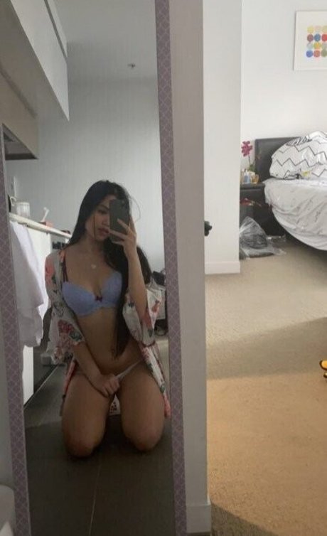 kkimvu model erotic images