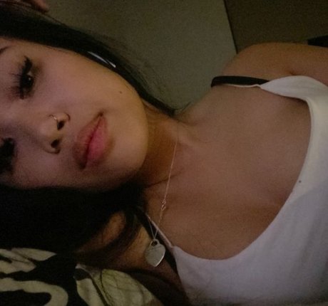 kkimvu xxx model picture