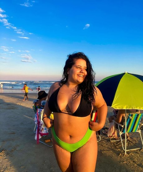 Karol Lannes model nude pictures