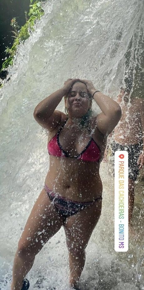 Karol Lannes model best pic