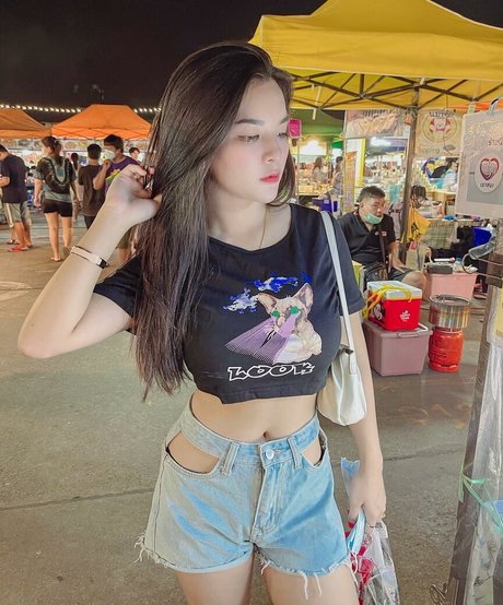 Wanvisa Yodprasart model xxx photo