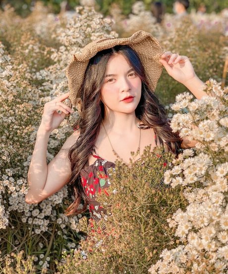 Wanvisa Yodprasart naked pornstar pic