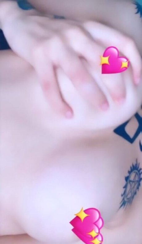 Coraline666 star nude image