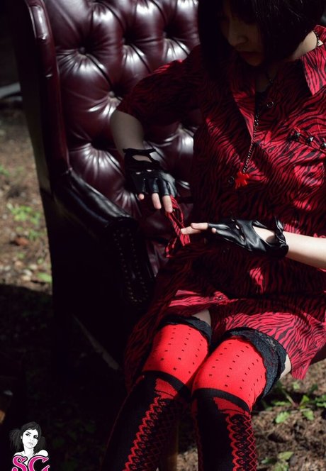 ArsenicLulu star naked pics