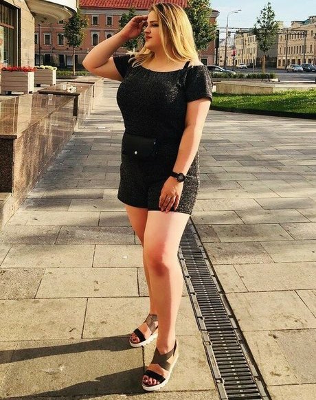 Julia Chegodar erotic model picture