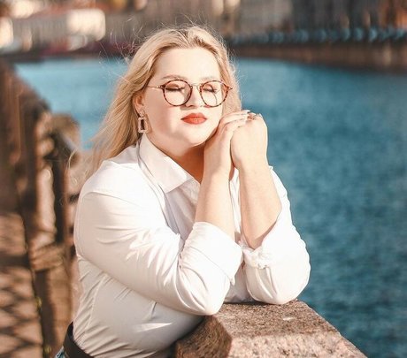 Julia Chegodar high quality star gallery