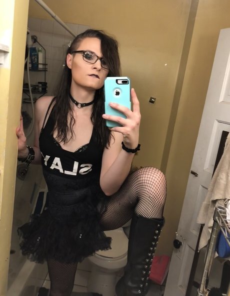 Ava Shade perfect pornstar img