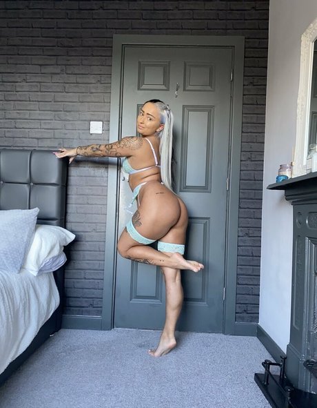 Milsx pornstar exclusive pics