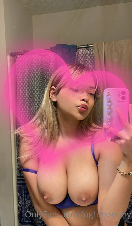 Ughmommy naked pornstar photos