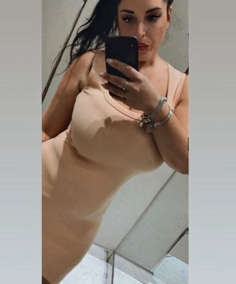 Valeria Vela pretty star photos