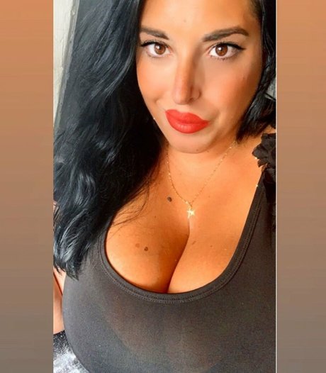 Valeria Vela model sexy gallery