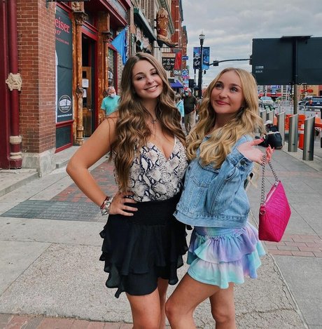 joi onlyfans sexy nudes photos