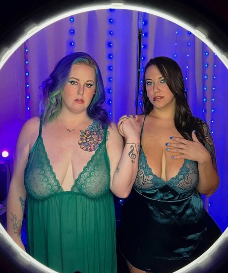 hayleehurricane erotic model archive