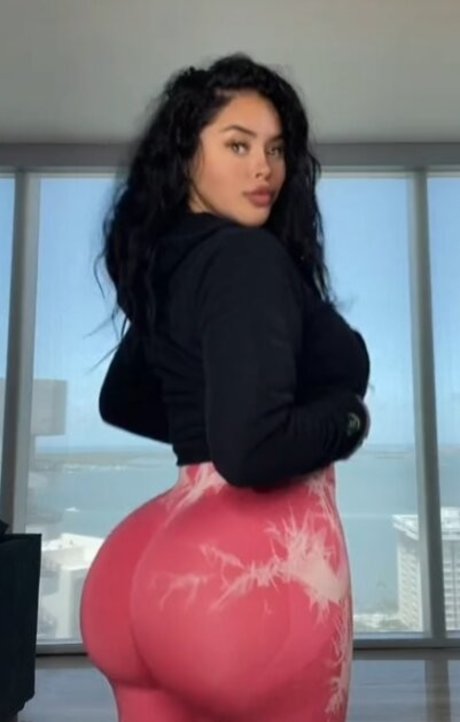 Viraljen star pretty pics