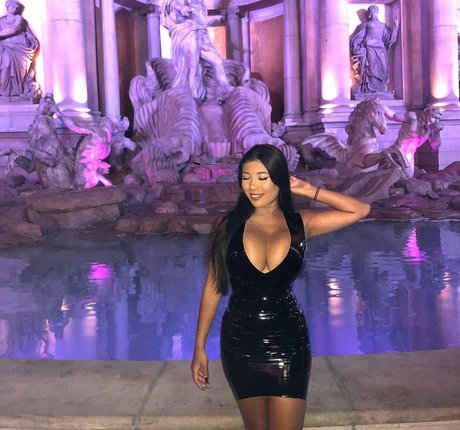 lesbian fingering onlyfans sexy naked gallery