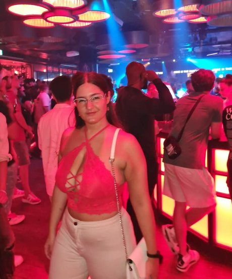 Ann Cygnus sexy model pictures