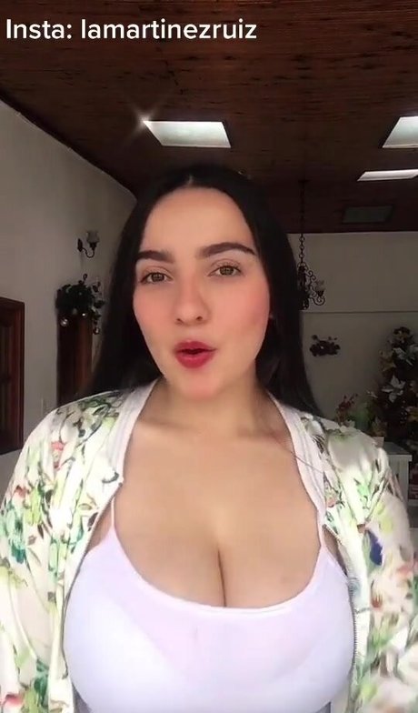 lamartinezruiz art model pic