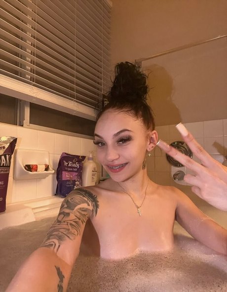 Therealjaasrenee model nude image