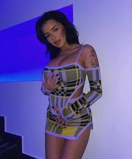 ralucaerr pornstar nice pictures