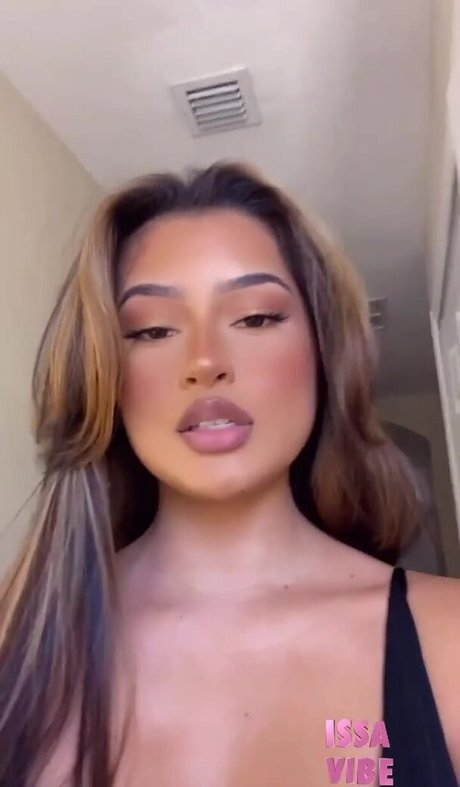 Lucero Crystal pornstar archive