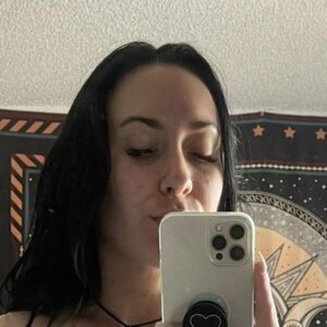 Anastasia Goth beautiful pornstar img