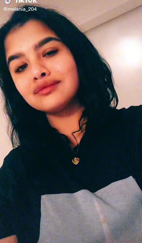 Melannia pornstar nudes pic