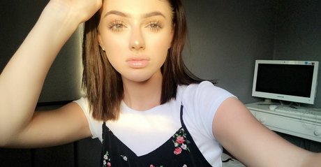 Oxford star pornographic image