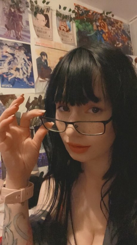 dojaratjane star nude photo