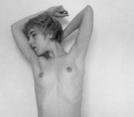 asian girlfriend onlyfans erotic img