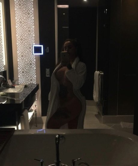 Bilgelisa erotic model pics