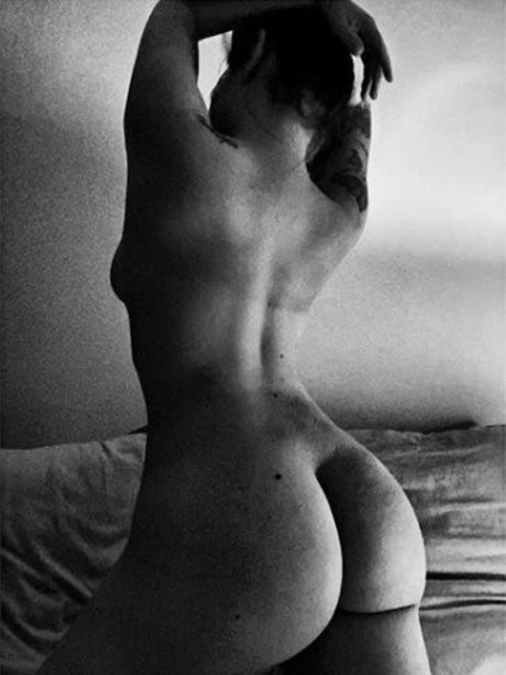 blonde girls onlyfans top pic