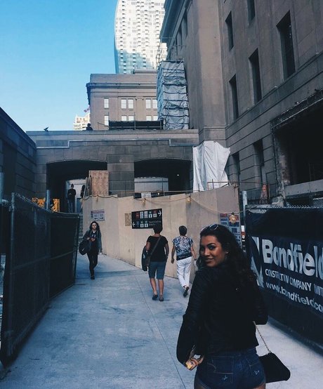 Kylie Manue star exclusive photos