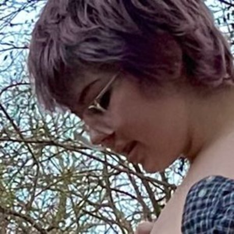 liluthivert naked actress photo