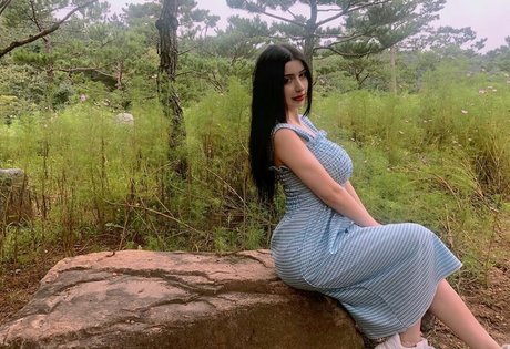 Gym Couple nice actress gallery