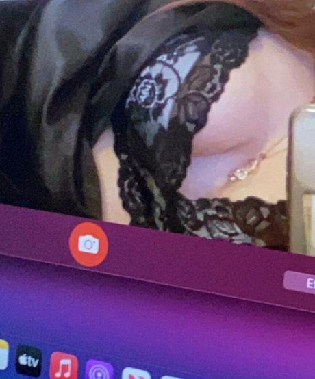 Mariahcutiie adult star picture