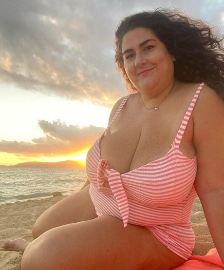 trimmed onlyfans beautiful naked pictures