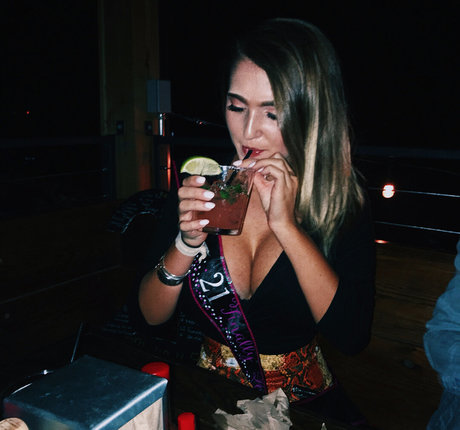 milf glasses onlyfans adult pic