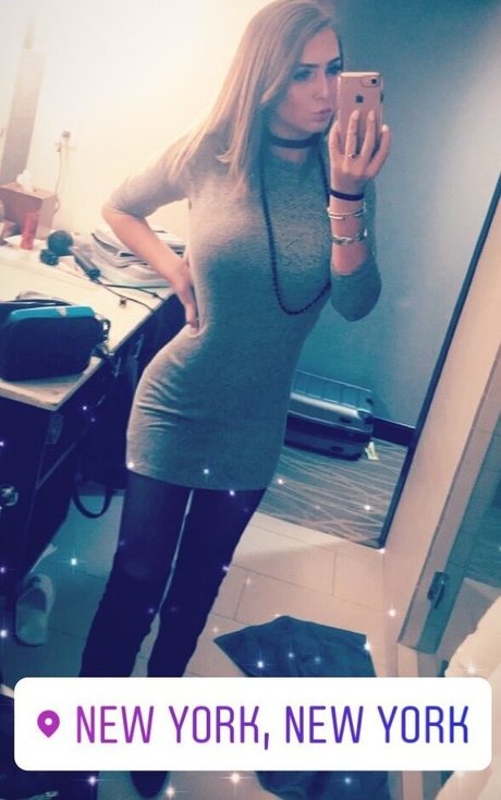 blonde deepthroat onlyfans erotic pics