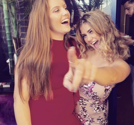 Claudia Valler actress photo