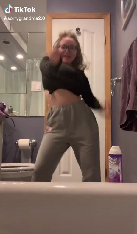 Harley Stein star pornographic photos